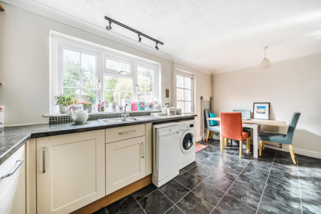 1333463-6-68a2ea9...