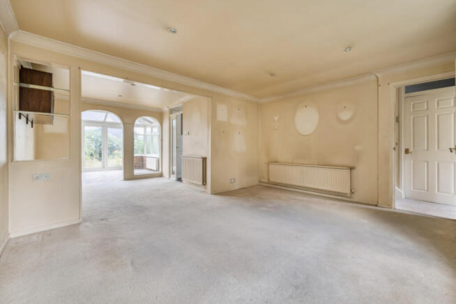 1333273-2-688cfcb...