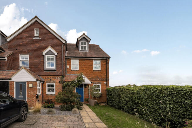 1357075-25-68d152...