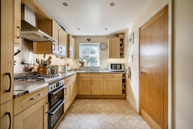 1357075-18-68d152...