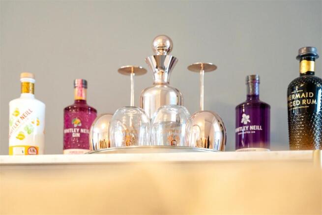 44 Cherryblossom Close-09.jpg