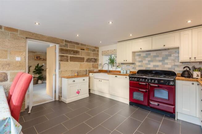 Brook Lane 31 Kitchen-1.jpg