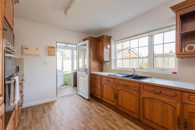 West Garth 43 Kitchen.jpg