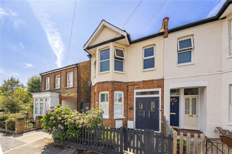 Gothic Road, Twickenham