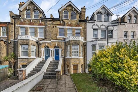 Queens Road, Twickenham