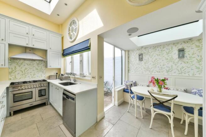 Kitchen Breakfast Ro