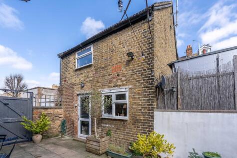 Hartington Road, St Margarets