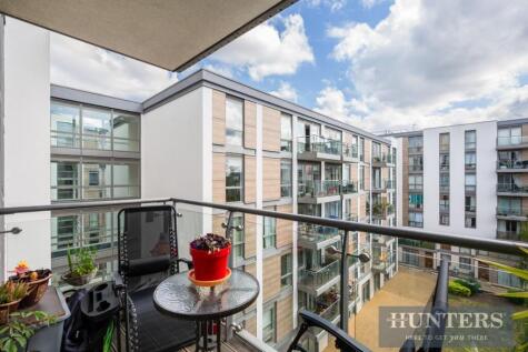 Ealing Road, Brentford, TW8 0AU