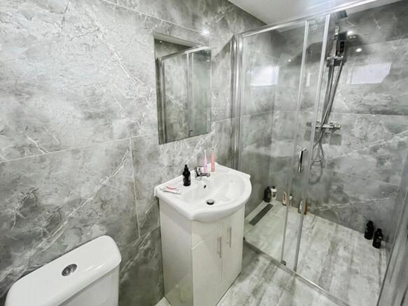 pbox-bathroom-344962.jpeg