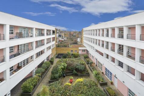 Drayton Park, Highbury, London, N5