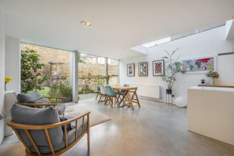 Plimsoll Road, London, N4