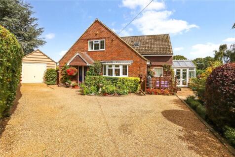 Ball and Wicket Lane, Farnham, Surrey, GU9
