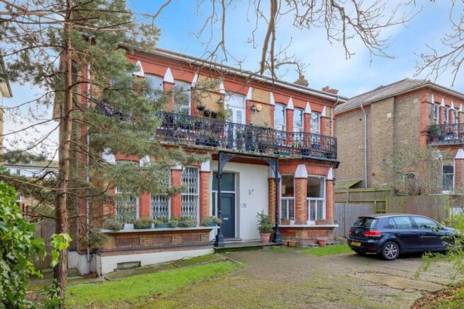 15-658fJHPropWorld - Flat B, 93 Mayow Road - 43-me