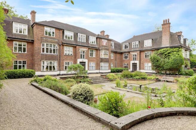 15-71e3JHPropWorld - 18 Fountain Court - 43.jpg