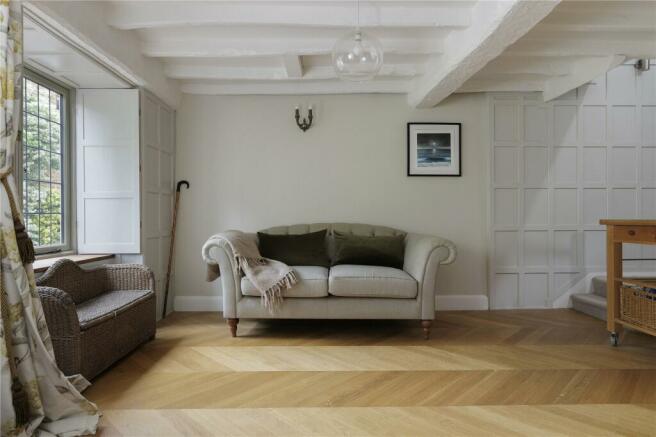 Hall/Sitting Room