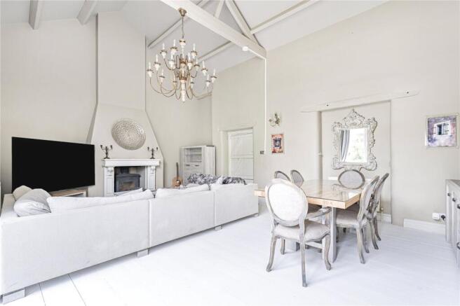 Sitting/Dining Room