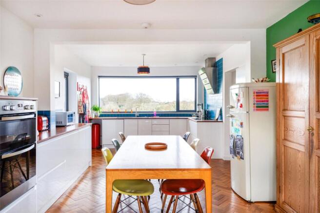 Kitchen/Breakfast S
