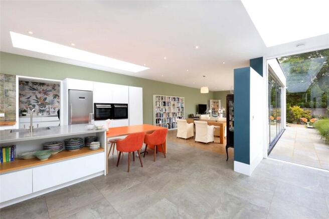 Kitchen/Dining