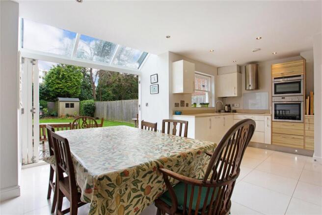 Kitchen/Dining