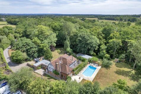 Dig Dog Lane, Frittenden, Cranbrook, Kent, TN17