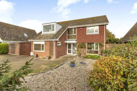 Waldershare Avenue, Sandwich Bay, Sandwich, Kent, CT13