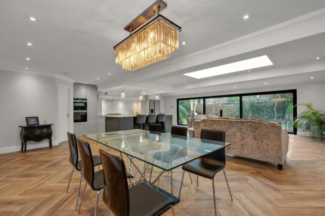 Kitchen/Dining Room
