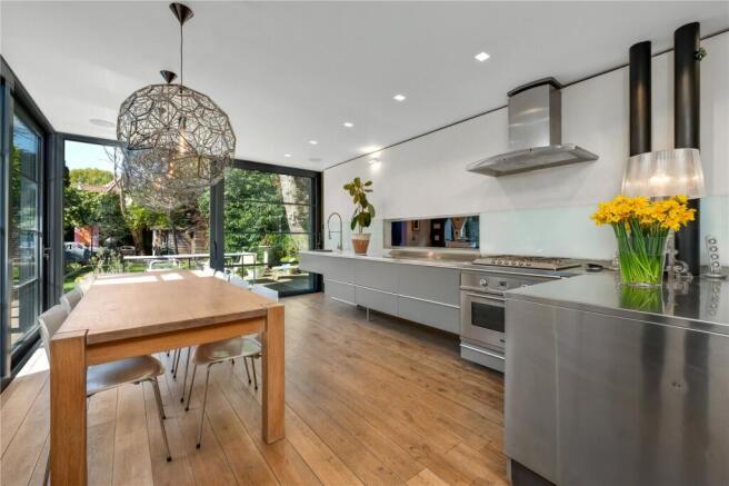 Kitchen/Dining Room