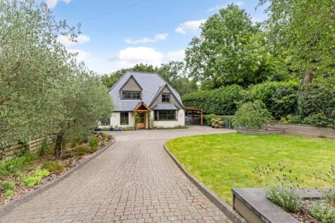 Sandrock Hill Road, Wrecclesham, Farnham, Surrey, GU10