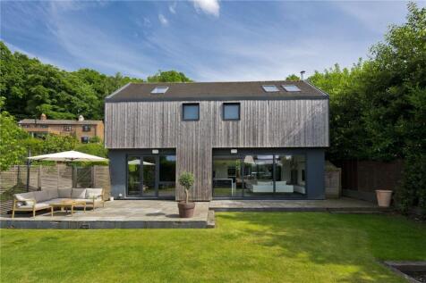 Bridle Path, Ewshot, Farnham, Surrey, GU10