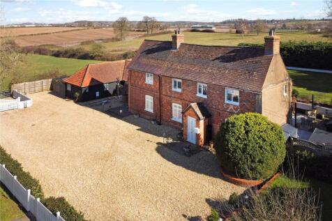 Bedford Road, Husborne Crawley, Bedford, Bedfordshire, MK43