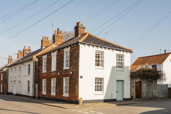 4 Cross Street