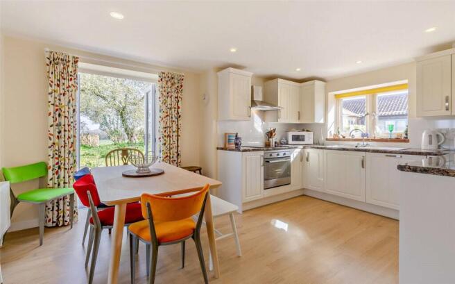 Kitchen/Dining