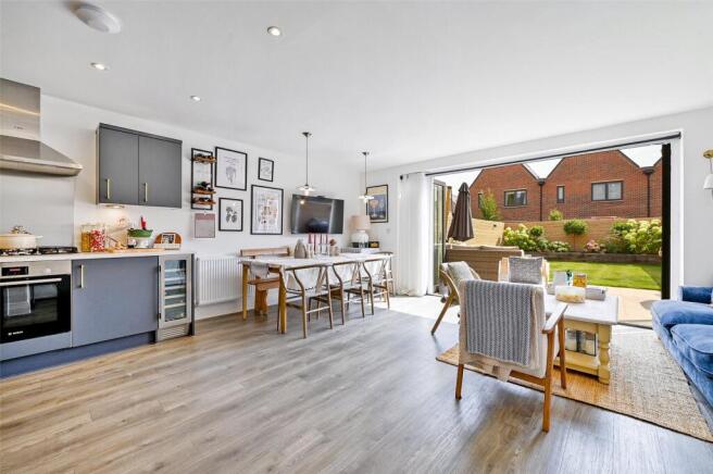 Sitting Room/Kitchen