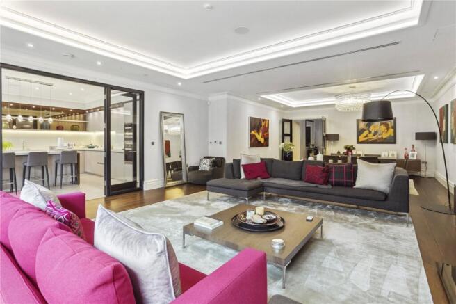 Sitting/Dining Room