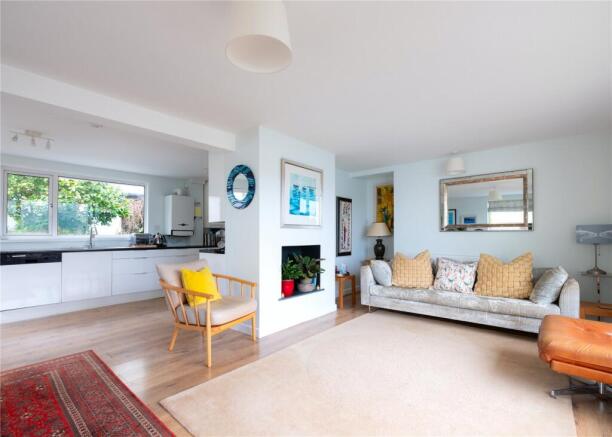 Living Room/Kitchen