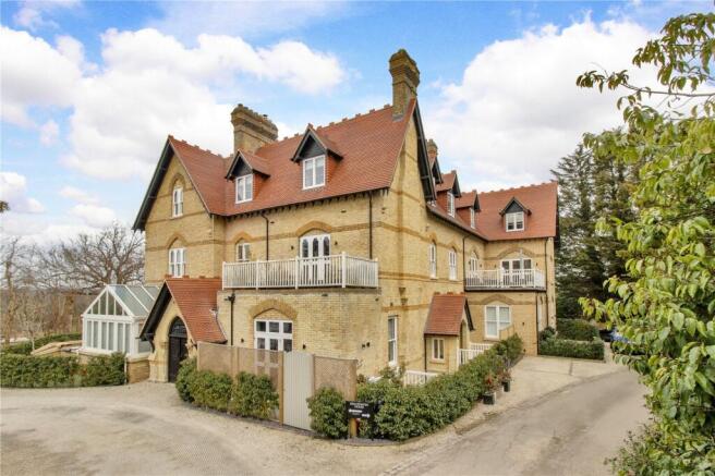 46 Broadwater Down