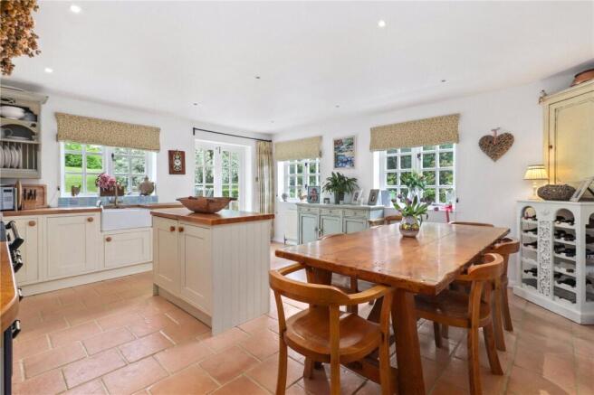 Kitchen/Dining