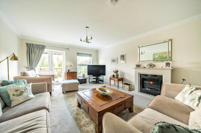 Sitting/Dining Room