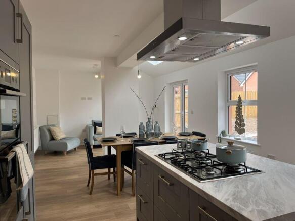 Kitchen / Dining Room