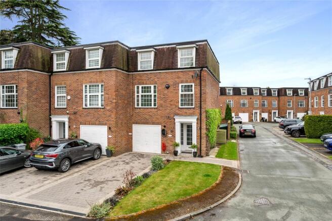 Curzon Mews