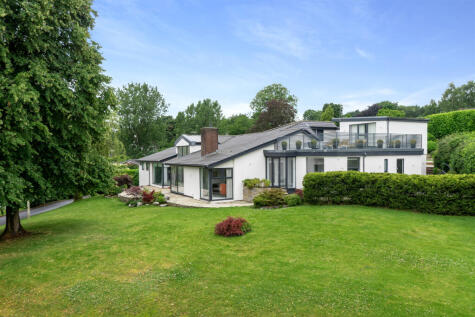 Willowmead Drive, Prestbury, Macclesfield, Cheshire, SK10