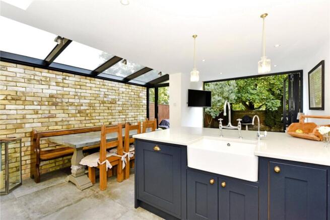 Kitchen/Dining