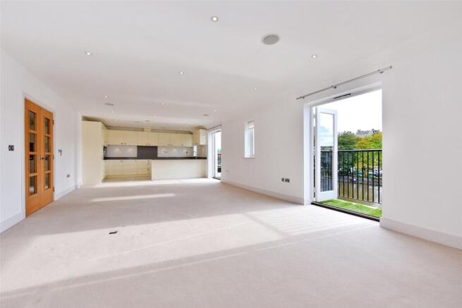 Kitchen/Reception