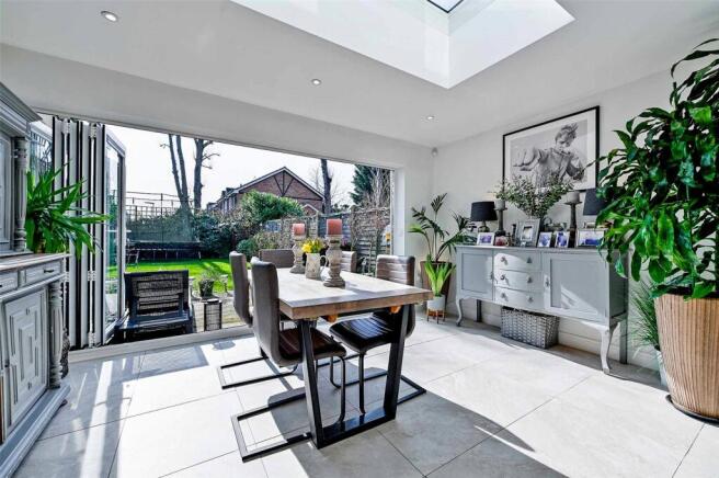 Breakfast Room