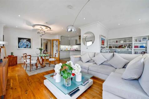 Trinity Place, Windsor, Berkshire, SL4