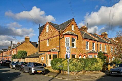 Bolton Road, Windsor, Berkshire, SL4