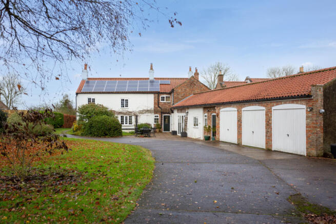 triple garage