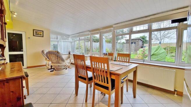 Sunroom / Dining Room