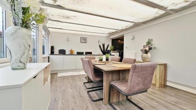 Conservatory/Utility