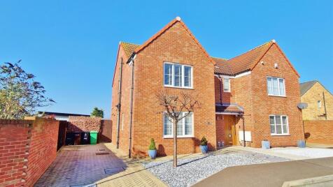 Ken Gatward Close, Frinton-On-Sea